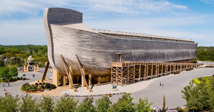ساخت کشتی نوح در اندازه های واقعی در آمریکا