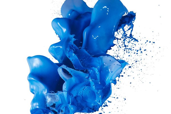 روانشناسی رنگ آبی | رنگ آبی چه احساسی را در شما ایجاد می‌کند؟ | ایده آل مگ