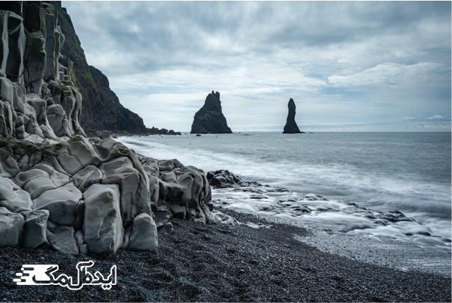 ساحل رینیسفارا در ایسلند