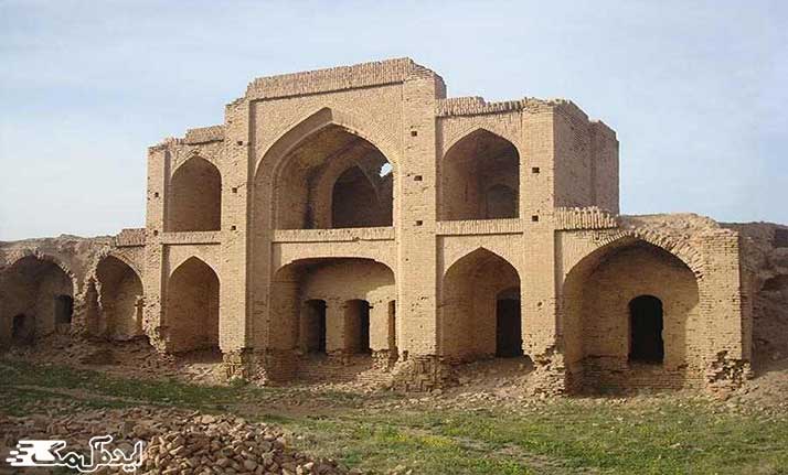 کاروانسرای شوریاب از مکانهای تاریخی فیروزه