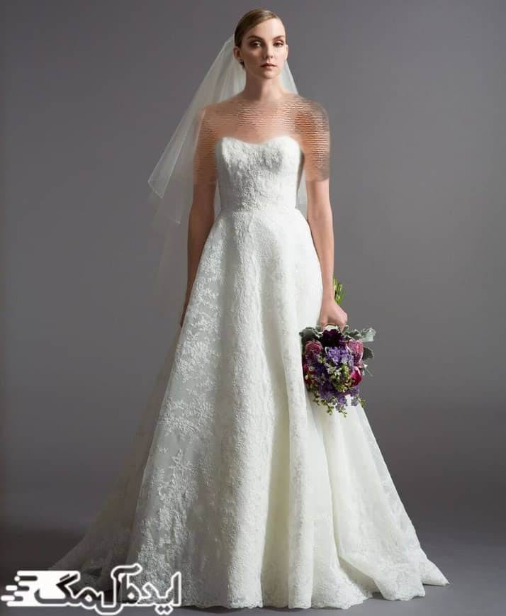 مدل لباس عروس دکلته برای حرکت در طول مراسم نیز مناسب است