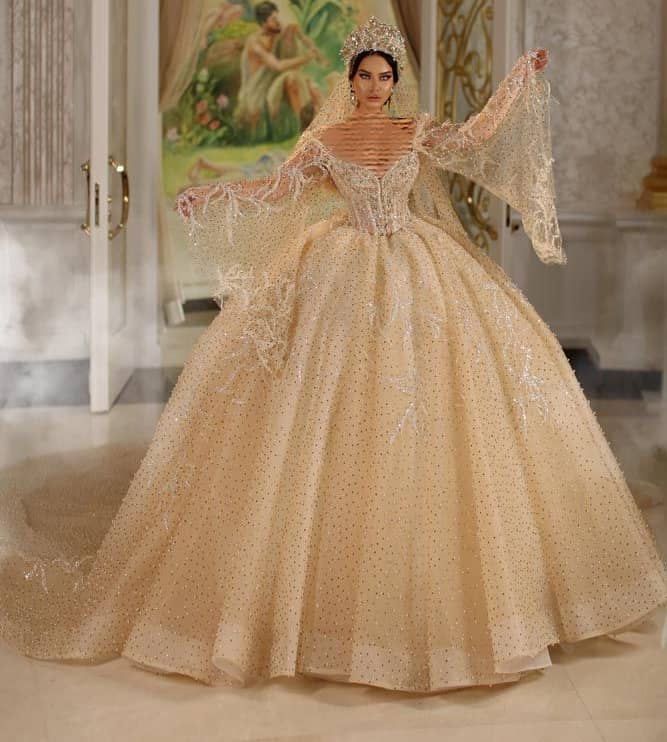 مدل لباس عروسی پفی عربی به رنگ نباتی