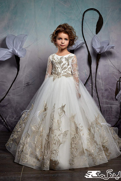 تور با طرح برگ‌های نقره‌ای در لباس عروس کودکانه