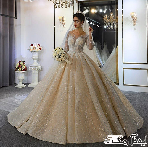 استفاده از پارچه شاین‌دار زیبا در لباس عروس زیبای ترکیه‌ای