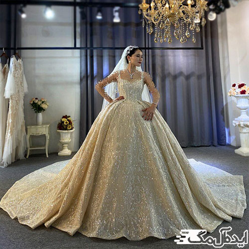 لباس عروس دنباله‌دار زیبا، انتخابی مناسب برای عروس خانم‌های با‌‌ سلیقه