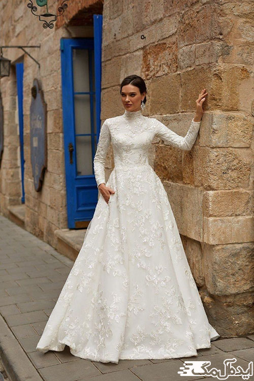 یک طراحی زیبا و ساده برای عروس‌هایی که لباس‌های پوشیده می‌پسندند.