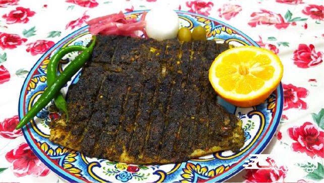 کباب ماهی خارو یکی از انواع همه غذاهای ایرانی 