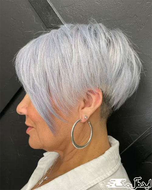 رنگ خاکستری در مدل موی لایه‌ای کوتاه
