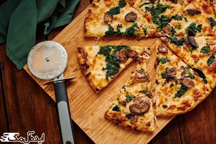 پیتزا اسفناج و قارچ