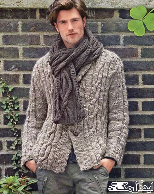 یک استایل زمستانی مردانه با شال گردن بافت طرح پیچ