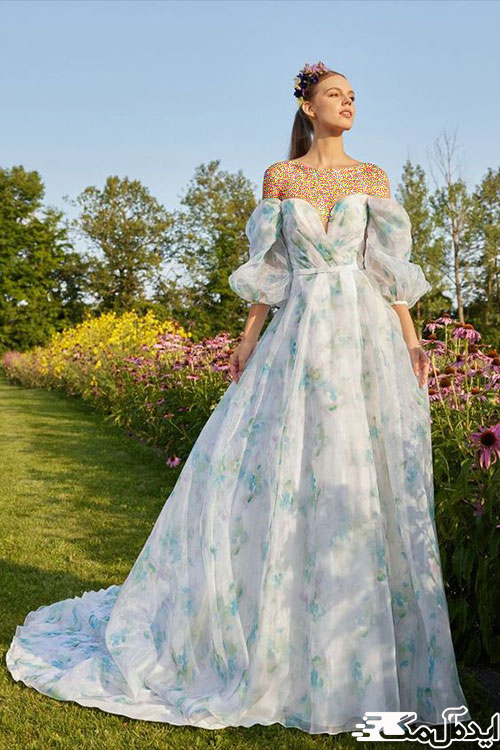 پارچه گلدار رنگی و زیبا برای یک لباس عروس خاص و شیک