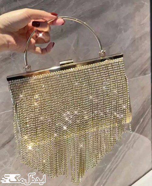 کیف شیک طلایی با آویزهای درخشان