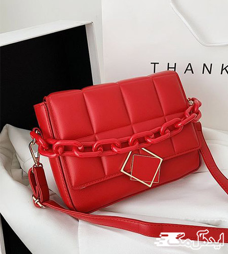کیف دوشی زنانه قرمز