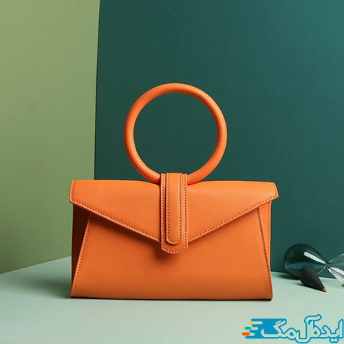 استفاده از رنگ نارنجی برای کیف؛ مناسب استایل‌های شاد زنانه