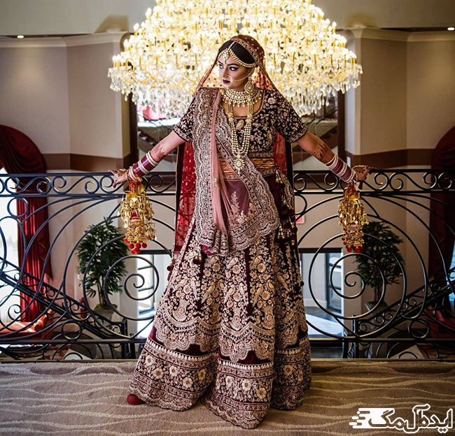 لباس هندی پنجابی با تزئینات شلوغ و اکسسوری‌های حجیم