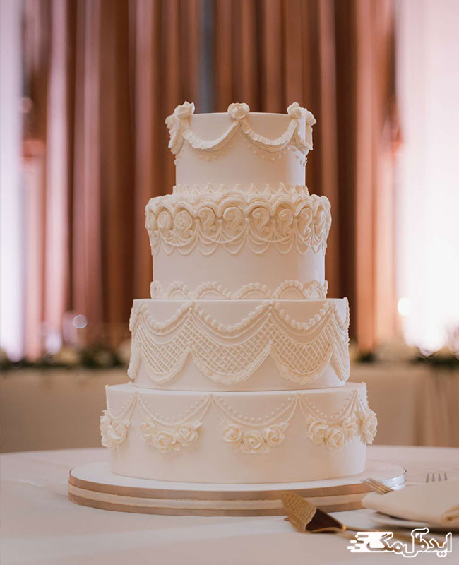 کیک عروسی حصیری و کلاسیک