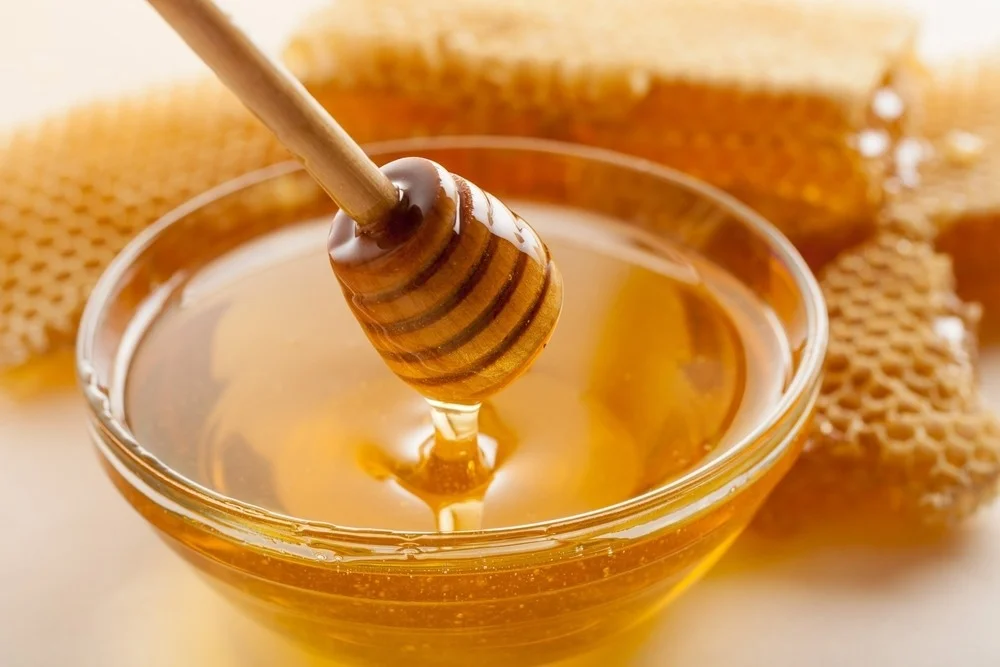 عسل برای سرماخوردگی خوب است