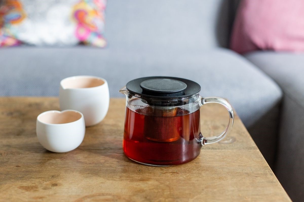 ترکیب چای سیاه و دارچین برای کاهش درد معده
