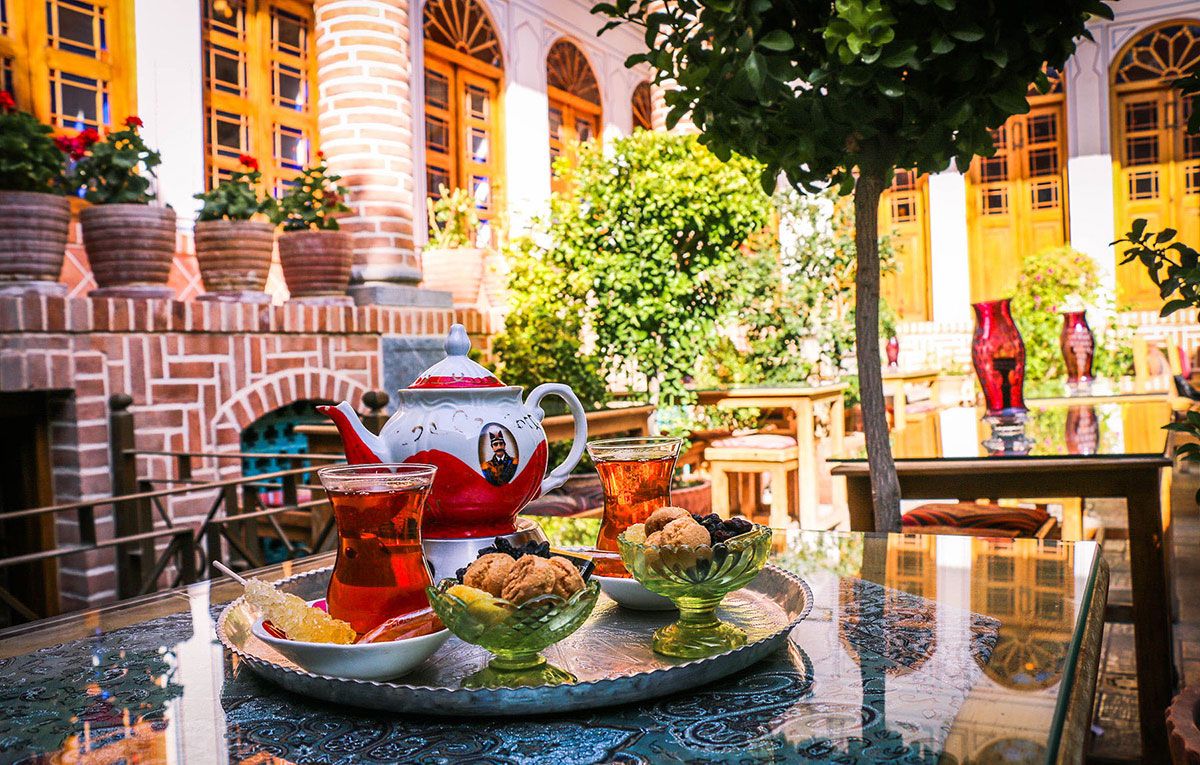 سینی چای رستوران ترنج اصفهان