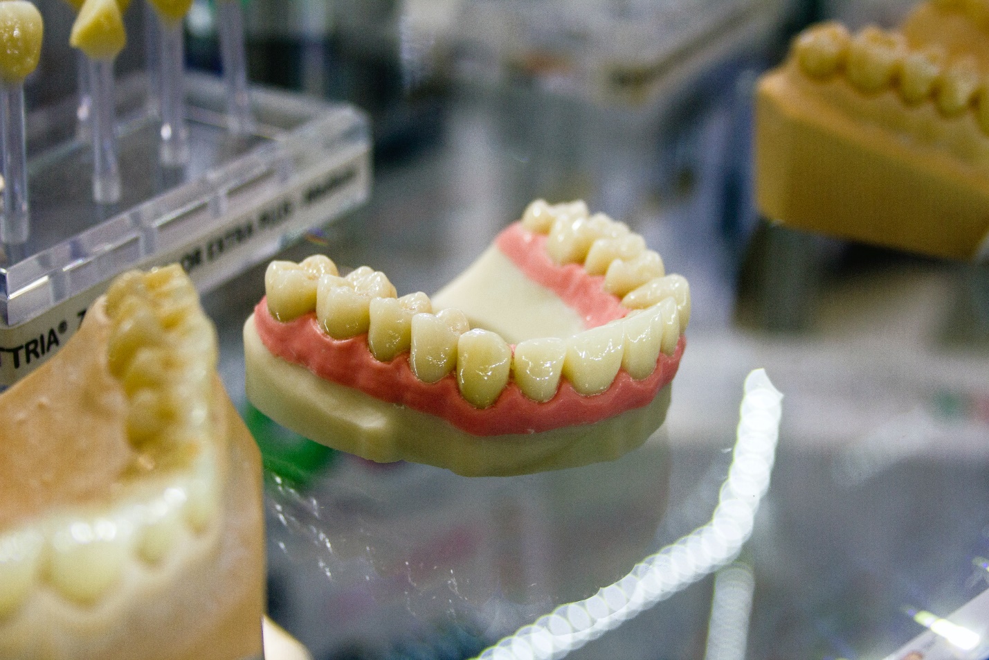 ترمیم دندان