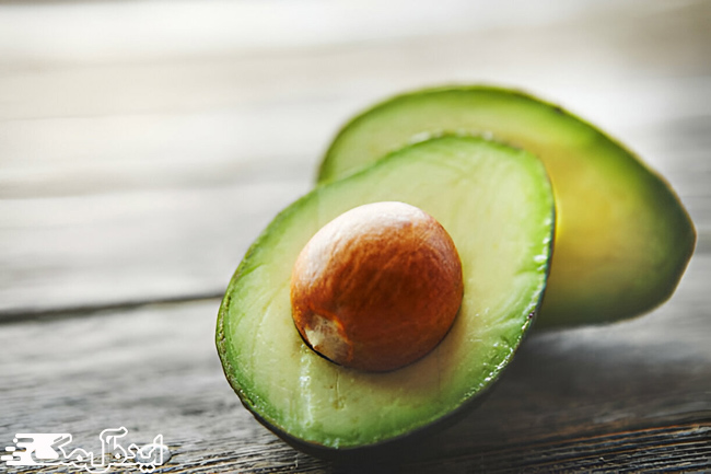 آووکادو و تاثیر آن روی گرفتگی کمر