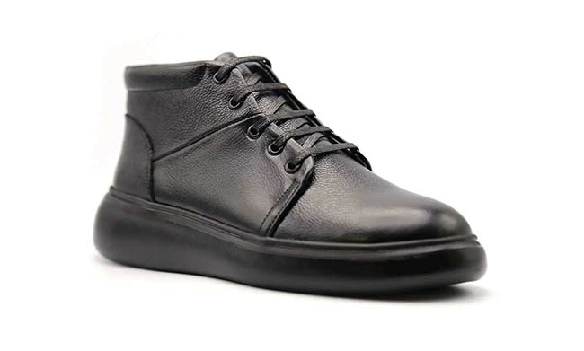 ویژگی‌های بوت زمستانه دخترانه برای فصل‌های سرد