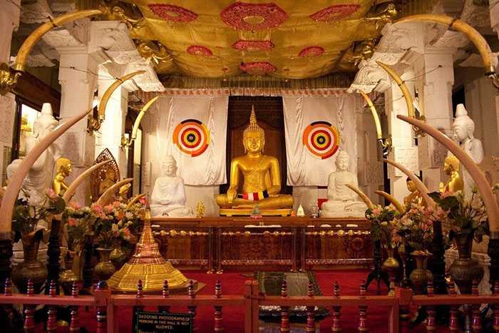 تاریخچه معبد دندان مقدس بودا