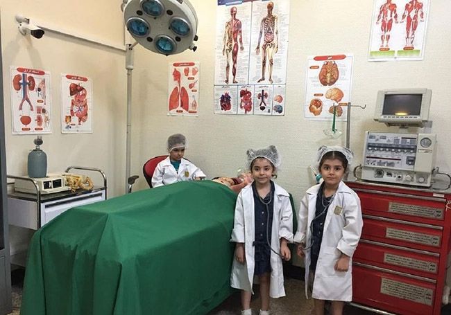 بیمارستان و اتاق پزشک کارالند