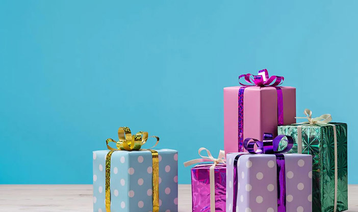 هدیه برای خانم ها چی بخریم؟